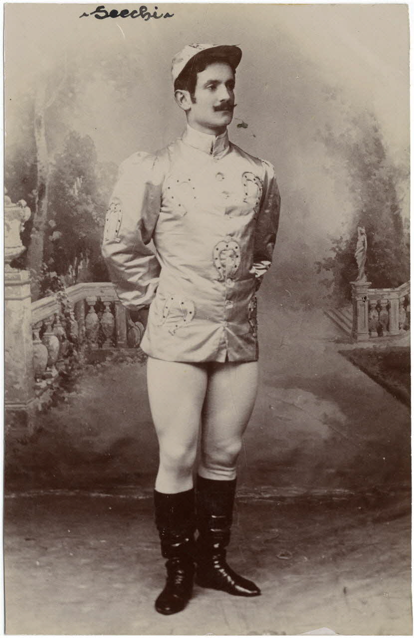 photographie Album n°14 du fonds Soury Sou.14.10.1 Photo