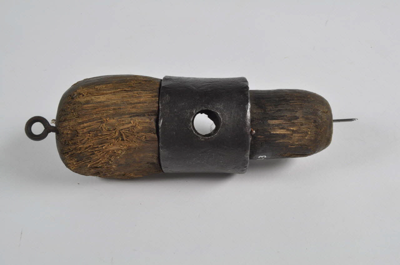 jeu de boules rondes oiseau 1897.2.3 Photo Mucem