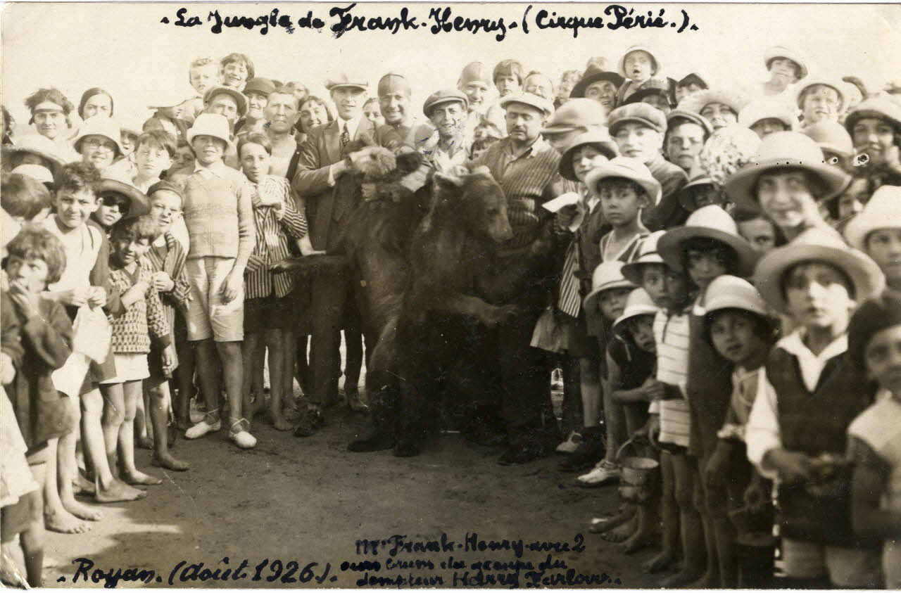 Anonyme photographie Album n°4 du fonds Soury Poitou-Charentes, France 1927/08/01 Sou.4.177.1 Photo