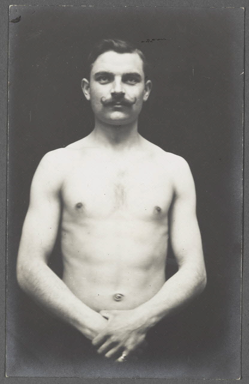 photographie Fonds Soury Sou.A.1229 Photo RMN-Grand Palais (Mucem)/ Franck Raux