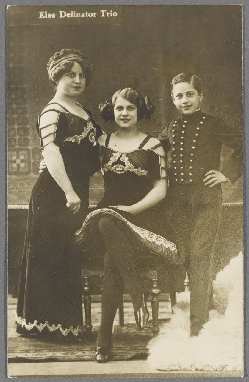 photographie Fonds Soury Sou.A.494 Photo RMN-Grand Palais (Mucem)/ Franck Raux