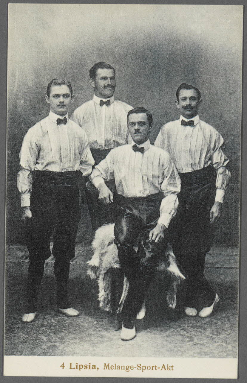 photographie Fonds Soury Sou.A.698 Photo RMN-Grand Palais (Mucem)/ Franck Raux