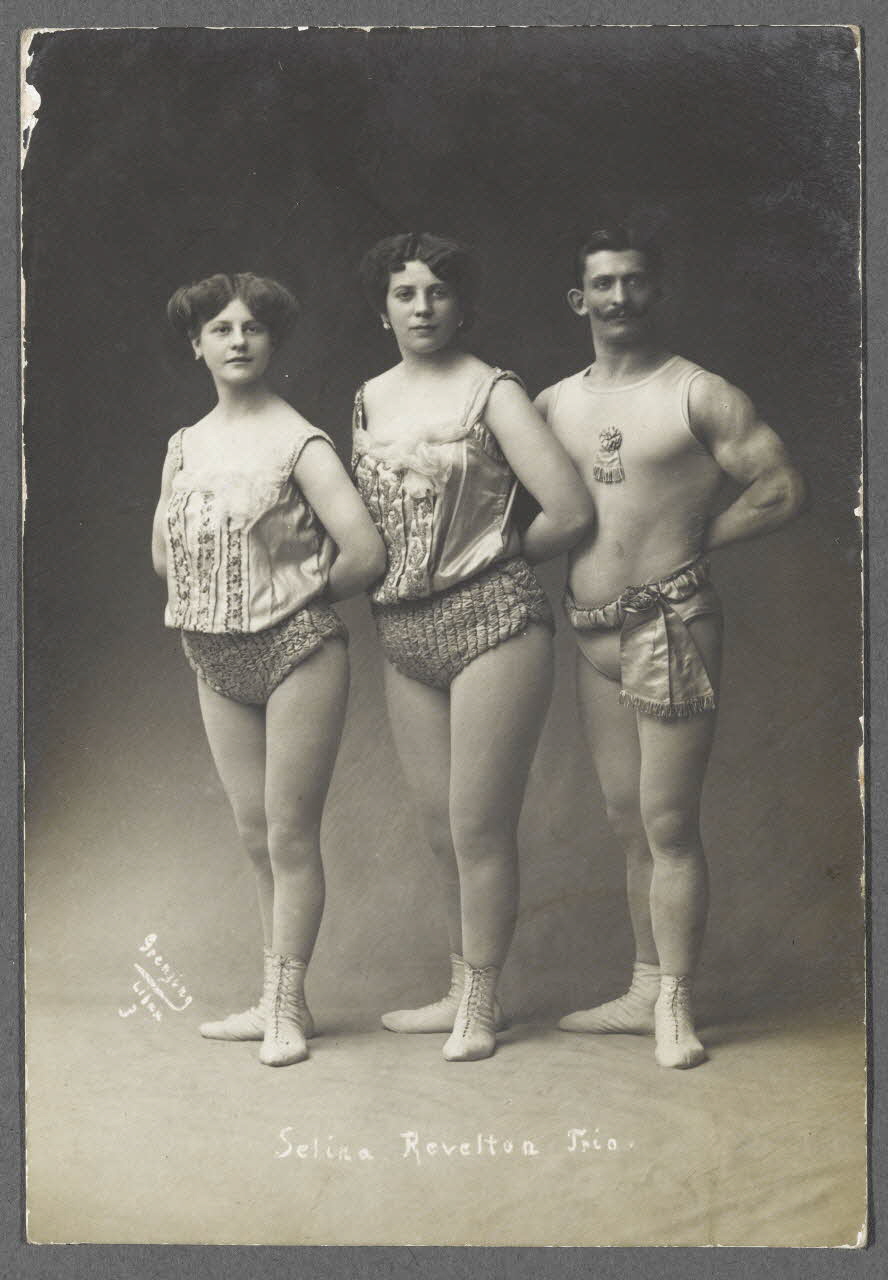 photographie Fonds Soury Sou.A.914 Photo RMN-Grand Palais (Mucem)/ Franck Raux