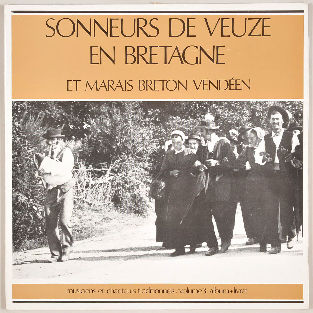 disque 33 tours Passepied breton MUS1994.3.23.1-18 Photo