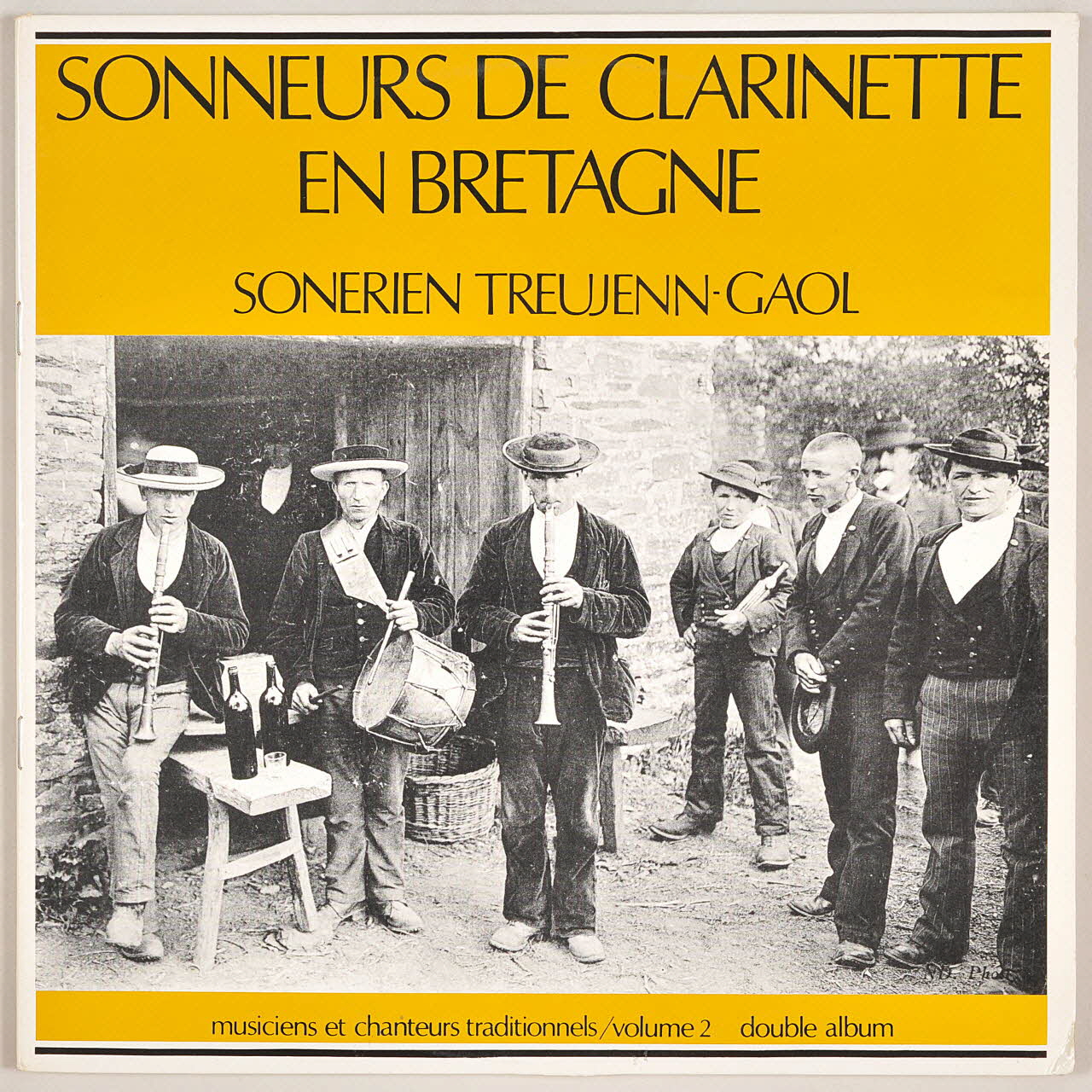 disque 33 tours Sonneurs de clarinette en Bretagne MUS1998.4.23 Photo