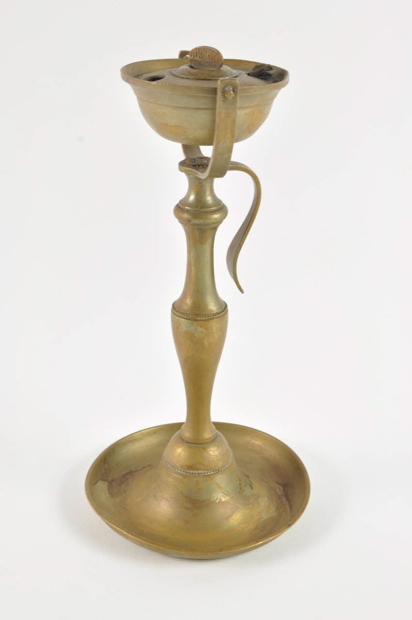 lampe à huile Bourgogne, France 1800-1898 1898.1.7 Photo Mucem