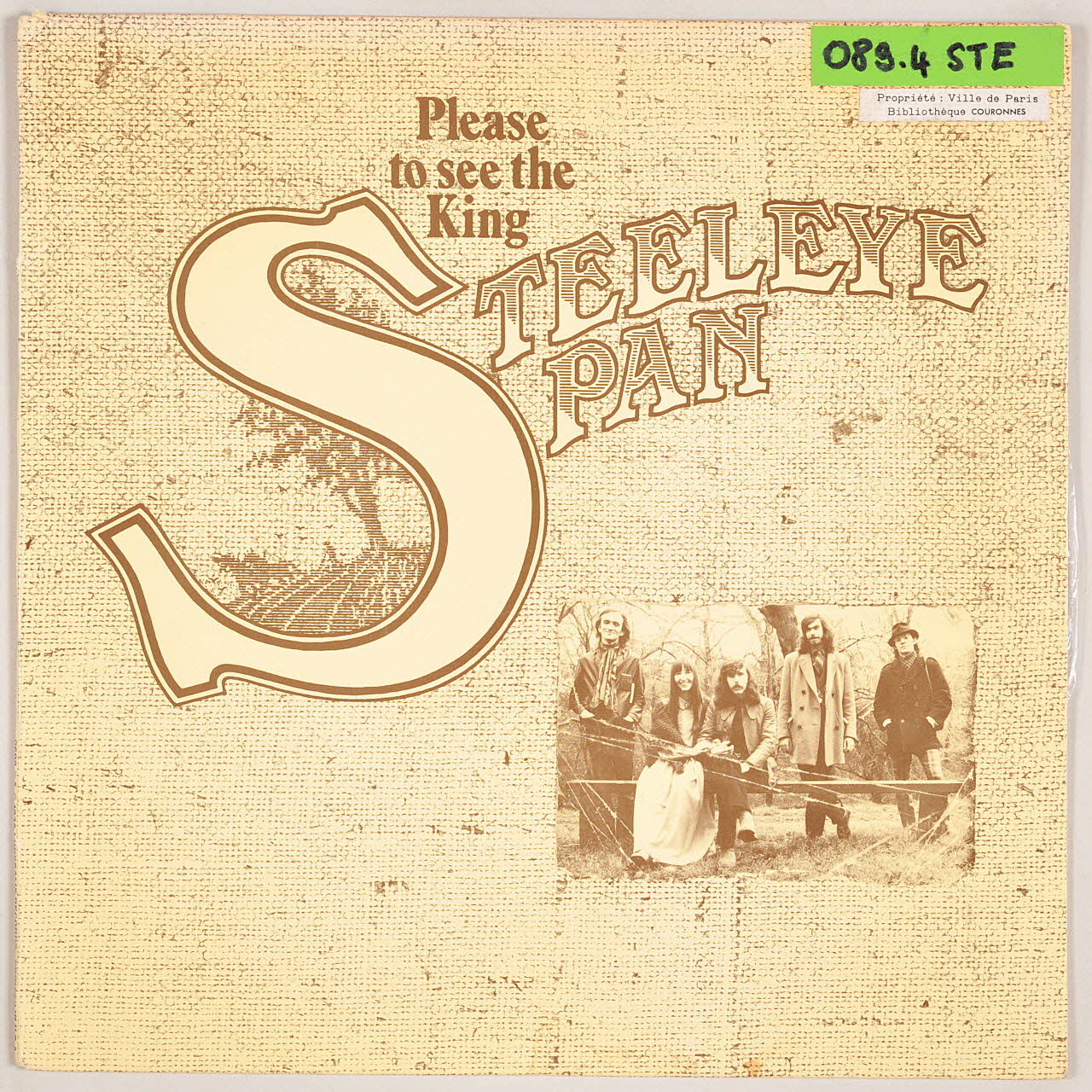 Steeleye Span; ; Maddy Prior ; Martin Carthy ; Tim Hart ; Ashley Hutchings ; Peter Knight ; Chrysalis Records; disque 33 tours The hag with the Money 1976 MUS2011.3.10.1-2 Photo