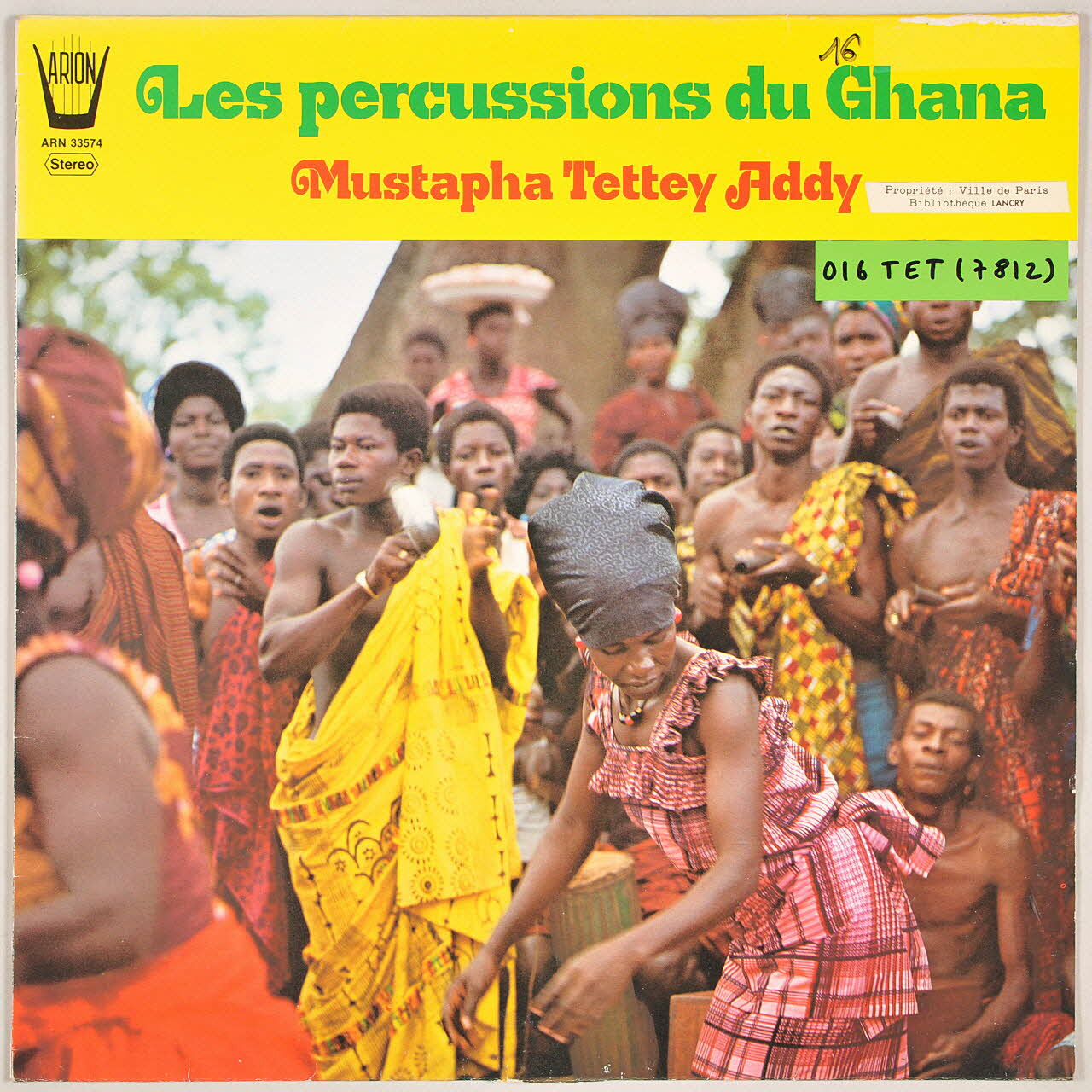 Mustapha Tettey Addy ; Arion disque 33 tours Solo de calebasses Frafra Bretagne, France 1979 MUS2011.3.14.1-2 Photo