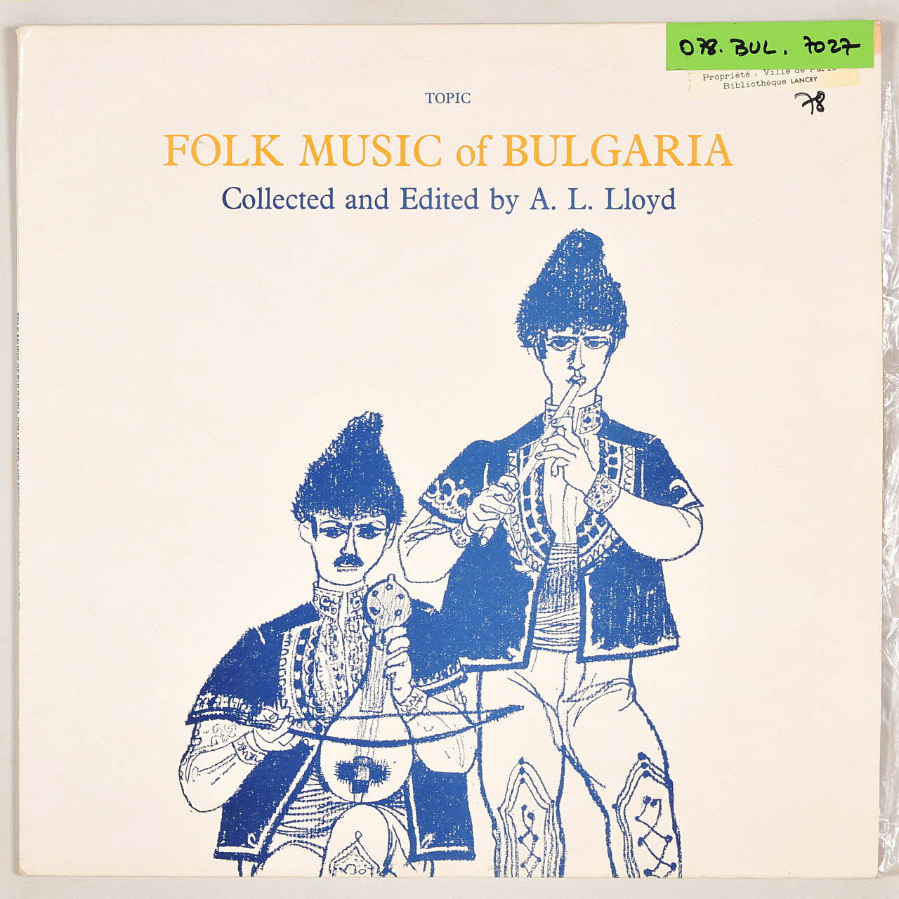 Filip Kutev Ensemble; ; Ruska Bizhilova Nachalnichka ; Raina Amzina ; Laza Batlachka ; Pavel Sirakov ; Ilya Zhakarev ; Ognyan Vasilev ; Ali Chasmakov ; Mekhmed Dzhambazov ; Roza Tsvetkova ; Lyuba Barakova ; Vasilka Karadaleva ; Iordan Iordanov ; Stoina Gruev ; Vangeliya Gruev ; Feika Sirakuleva ; Maria Manolova Kushleva ; Gruicho Dochev ; Nadka Karadzhova ; Valkana Stoyanova ; Iordanka Dimitrova Ilieva ; Peter Nikolov Bogdanov ; Verka Tsoneva Dimitrova ; Todor Gemedzhiev ; Peter Stoichev ; Topic Records; ; Edwards Records; disque 33 tours Boi Se Otvori Sofia City 1964 MUS2011.3.2.1-2 Photo