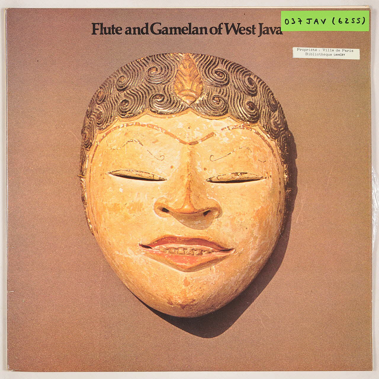 Suryabrata ; National University Group Of Jakarta; ; Mike Steyn ; Tangent Records; disque 33 tours Manintin 1972 MUS2011.3.64.1-2 Photo