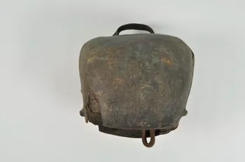 CLOCHE DE VACHE 1898.10.15 Photo Mucem