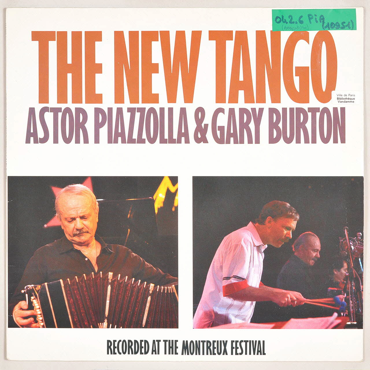 Astor Piazzolla ; Gary Burton ; Fernando Suarez Paz ; Pablo Ziegler ; Horacio Malvicino ; Hector Console ; Wea Filipacchi Music; disque 33 tours Little Italy 1930 1987 MUS2011.3.89.1-2 Photo