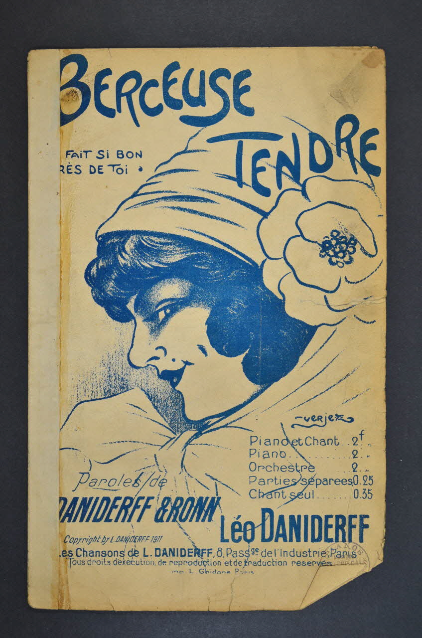 Emile Ronn ; Léo Daniderff chanson petit format Île-de-France, France 1911 1965.144.173 Photo Mucem