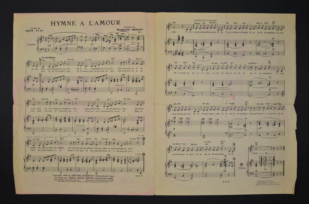 Edith Piaf ; Marguerite Monnot ; Jacqueline François chanson petit format Île-de-France, France 1949 1966.131.117 Photo Mucem