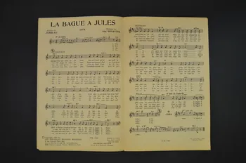 Alec Siniavine ; Jamblan ; Patachou ; Nouvelles Editions Meridian; chanson petit format Île-de-France, France 1957 1966.154.15 Photo Mucem