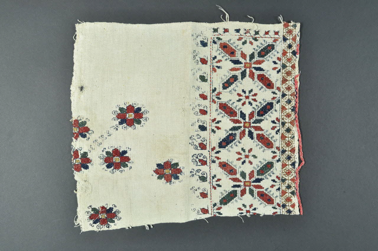 mouchoir de tête DMH1964.78.140 Photo Mucem