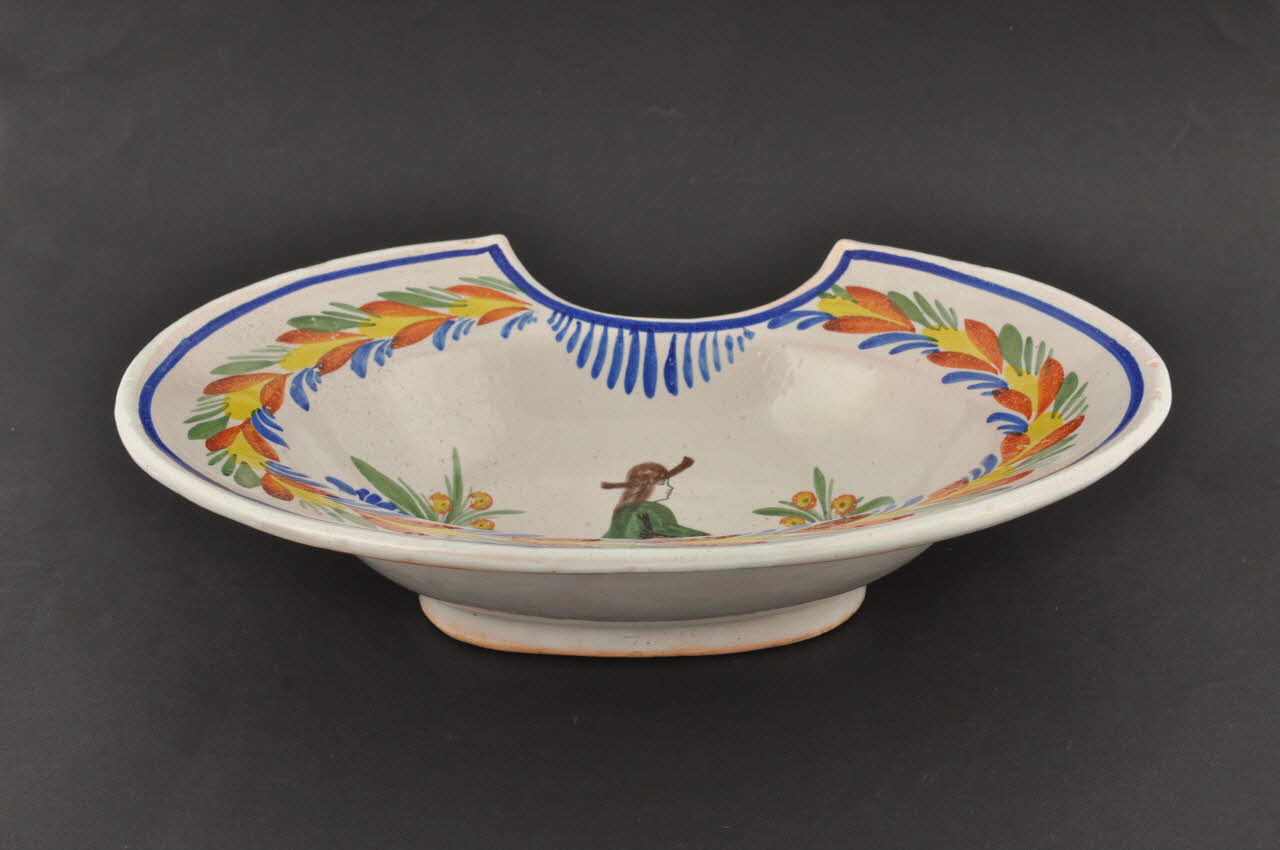 plat à barbe 1900.5.4 Photo Mucem