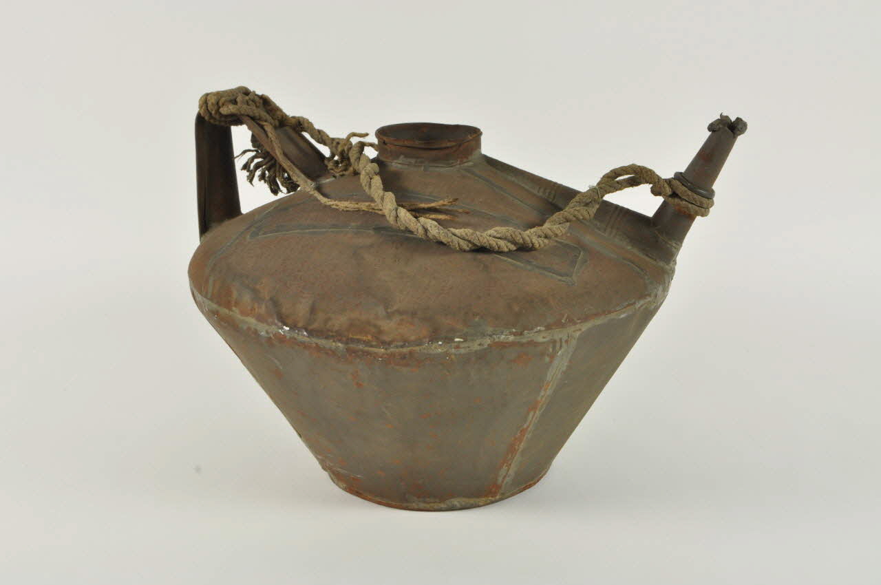 pot à lait 1900.8.2 Photo Mucem