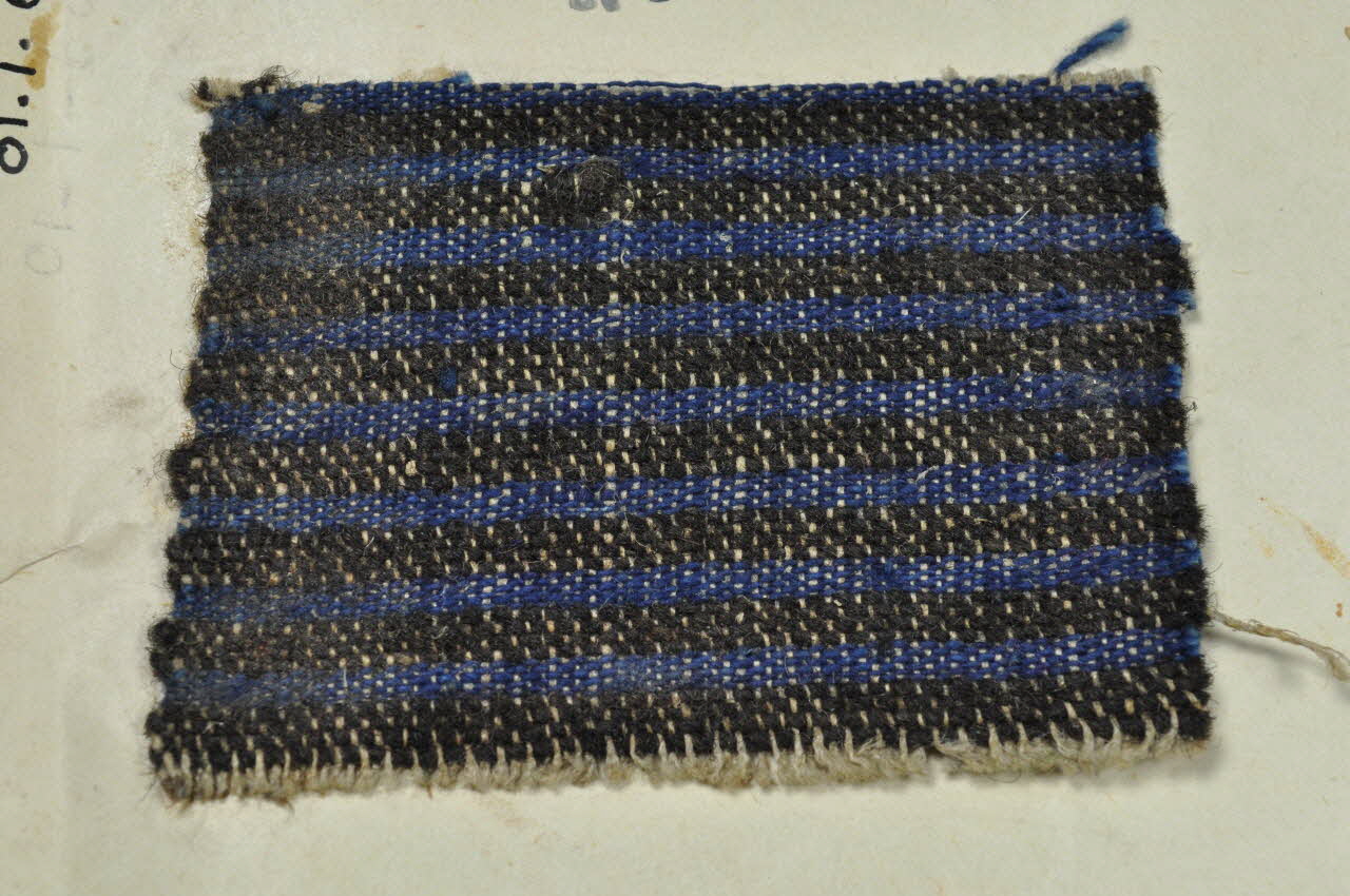 échantillon de tissu Rigodon du pays de Corlay 1901.1.687 Photo Mucem
