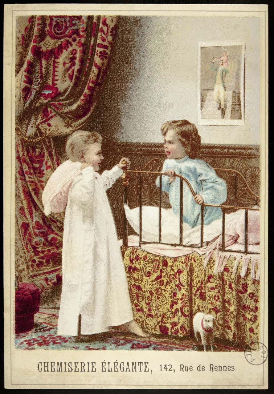 carte réclame Enfants chahutant autour d'un lit 1975.3.208 Photo