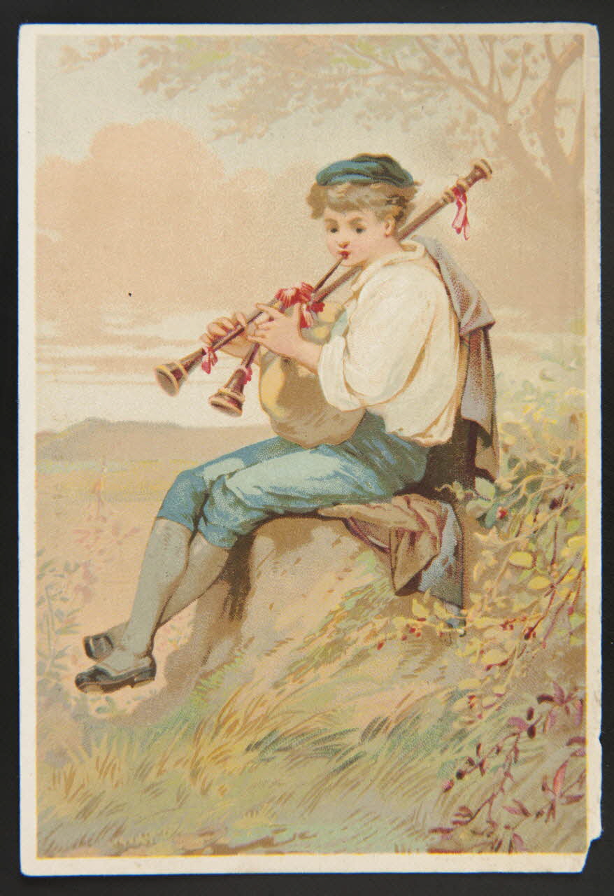 carte réclame Un jeune homme assis joue de la cornemuse 1994.31.189.2 Photo
