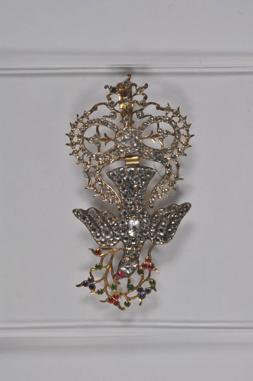 Jean Holtzapffel pendentif SAINT ESPRIT Île-de-France, France 1809-1819 1901.1.797 Photo Mucem