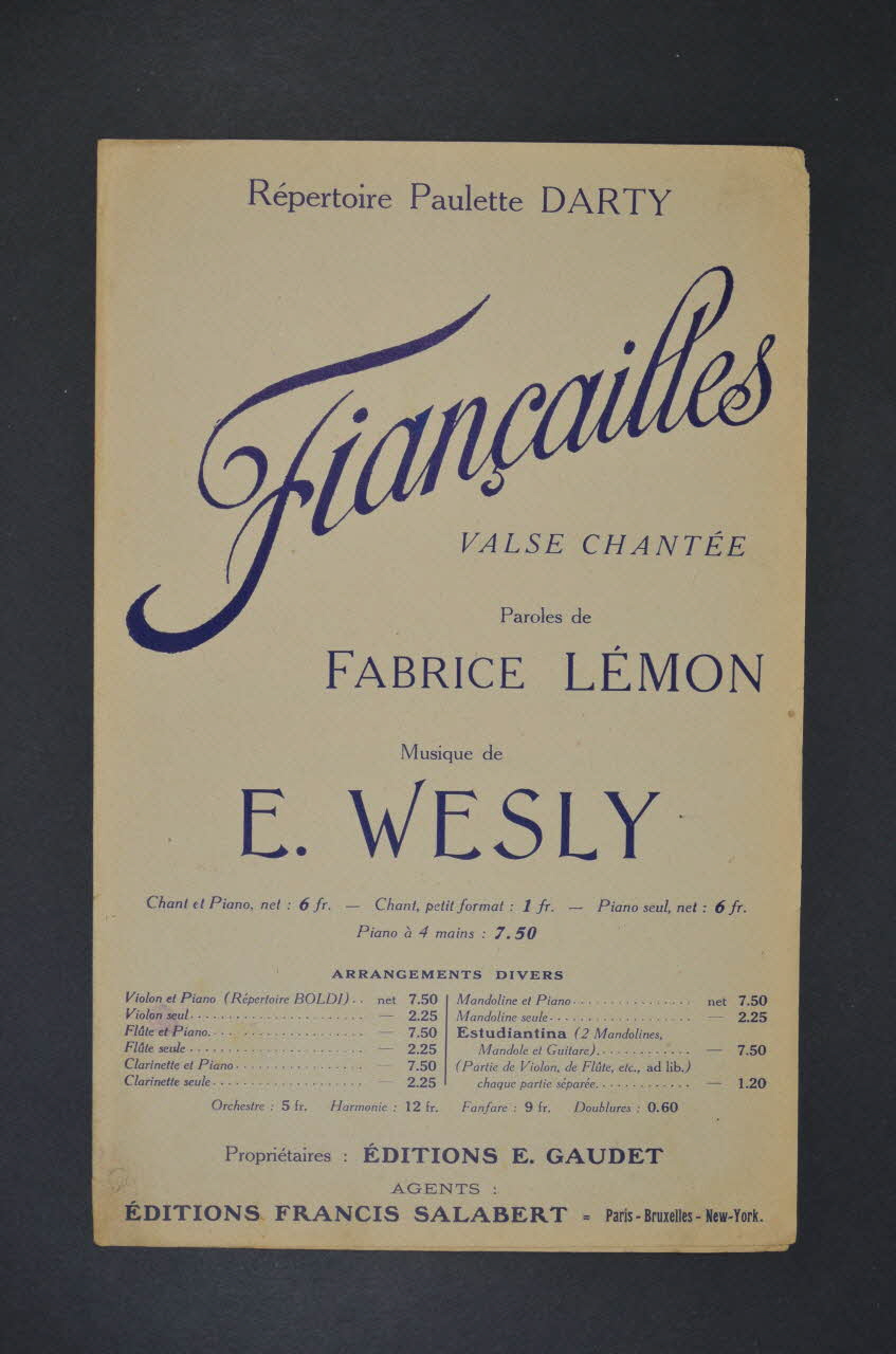 Fabrice Lemon ; E. Wesly ; Paulette Darty ; E. Gaudet chanson petit format Île-de-France, France 1900 1965.175.17 Photo Mucem