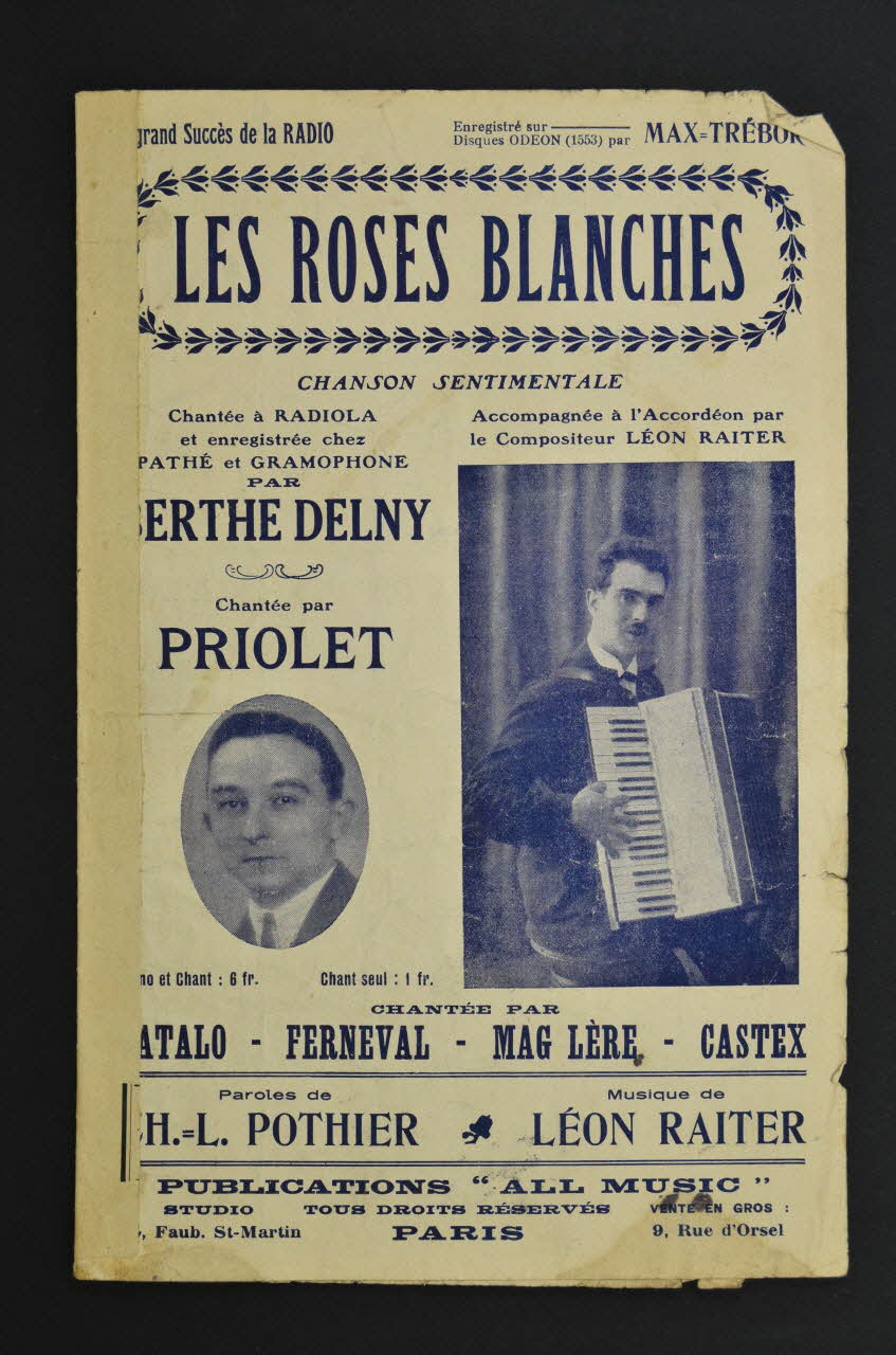 Charles-Louis Pothier ; Léon Raiter ; Priolet ; Berthe Delny chanson petit format Île-de-France, France 1926 1965.183.60 Photo Mucem