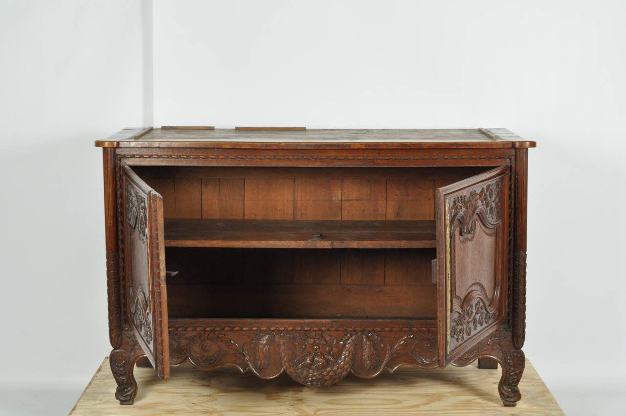 buffet-deux-corps Beny-Bocage(Calvados) 1885 1966.2.1.1-3 Photo Mucem