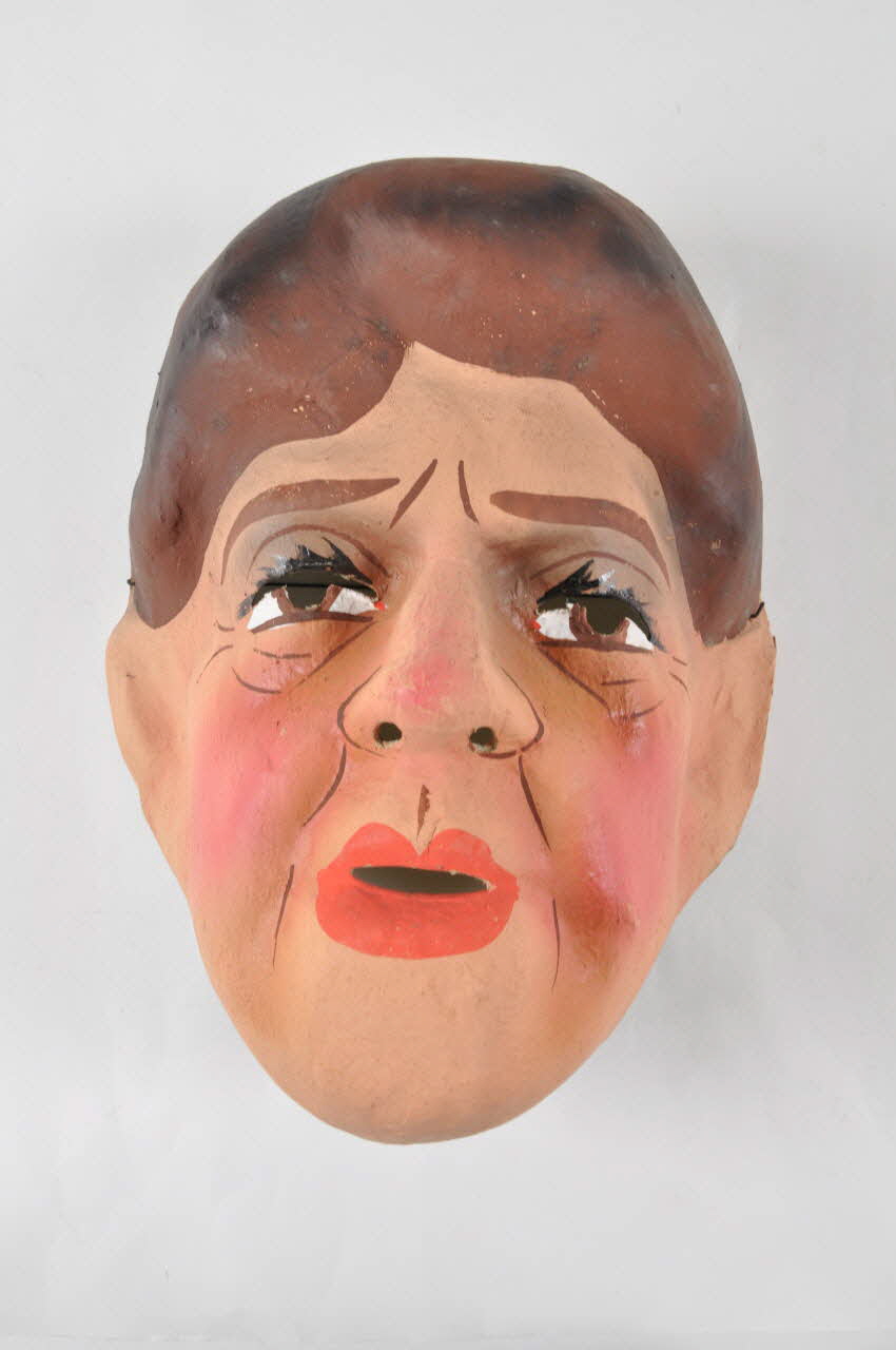 César masque de déguisement Pays de la Loire, France 1920 1966.20.6 Photo Mucem