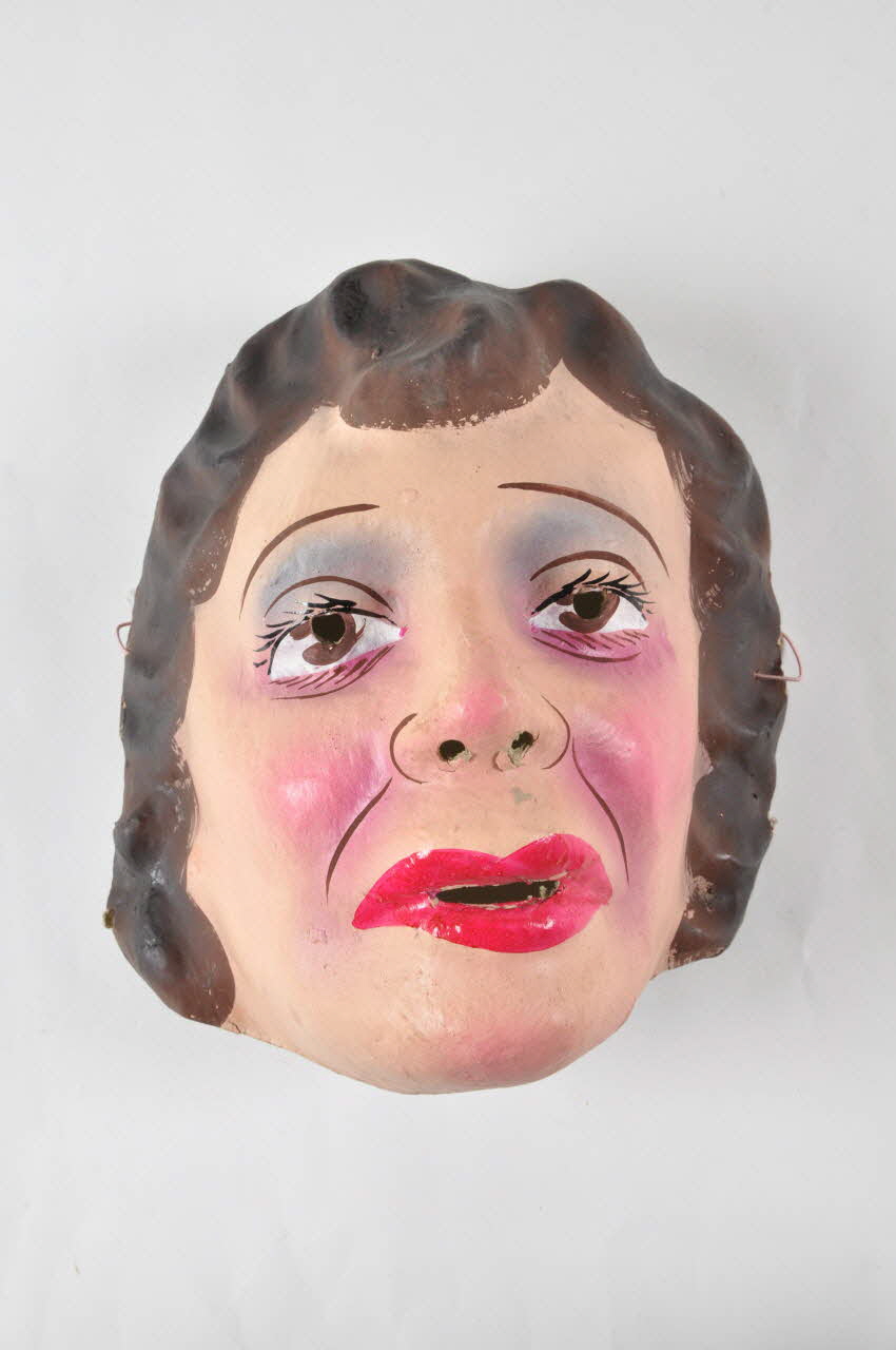 César masque de déguisement Pays de la Loire, France 1920 1966.20.7 Photo Mucem