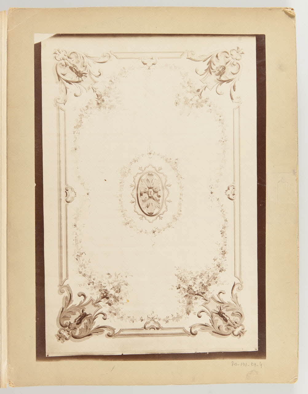 Louis Thivet album Etudes de motifs ornementaux : Regency 1886-1914 1970.101.29.4 Photo