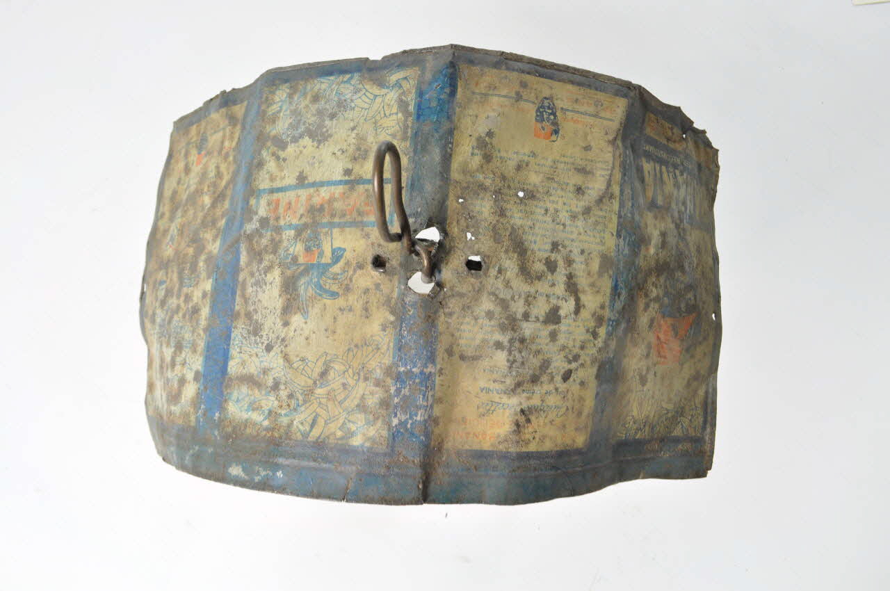 SUPPORT DE LAMPE A HUILE luviet 1965.50.159 Photo Mucem