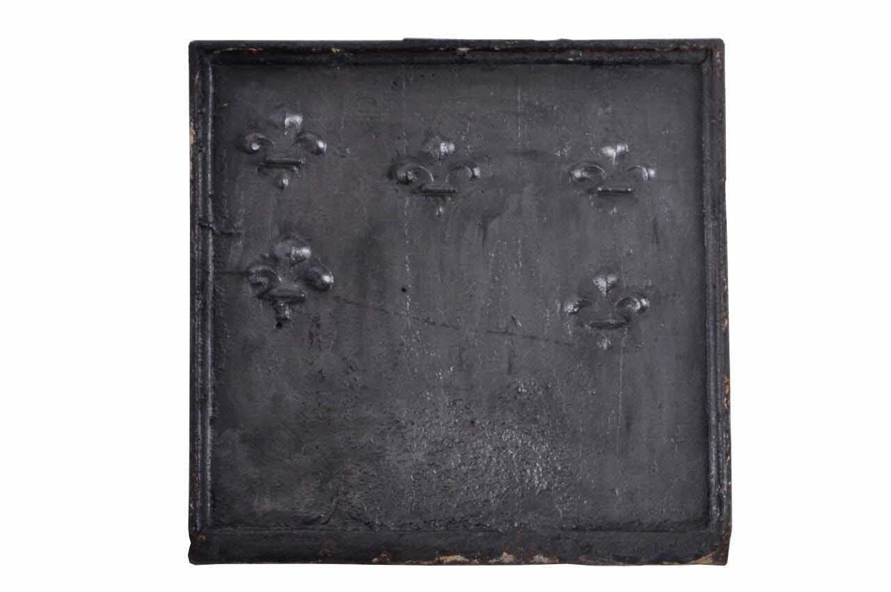plaque de cheminée 1966.29.4 Photo Mucem