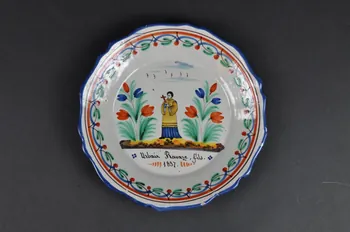 assiette calotte Bourgogne, France 1837 1966.40.2 Photo Mucem
