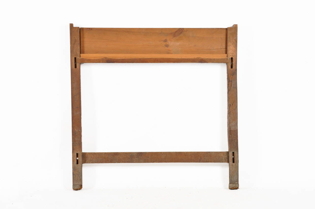 PIED DE TABLE 1966.46.1.1.2 Photo Mucem