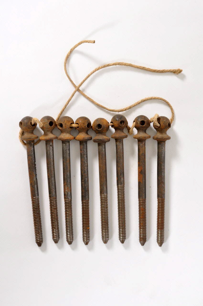 vis 1966.46.1.3.1-8 Photo Mucem