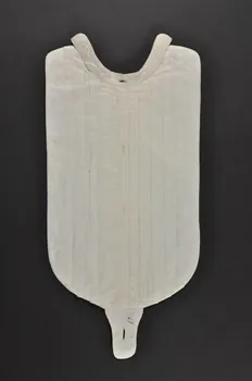 plastron 1967.115.3.3 Photo Mucem