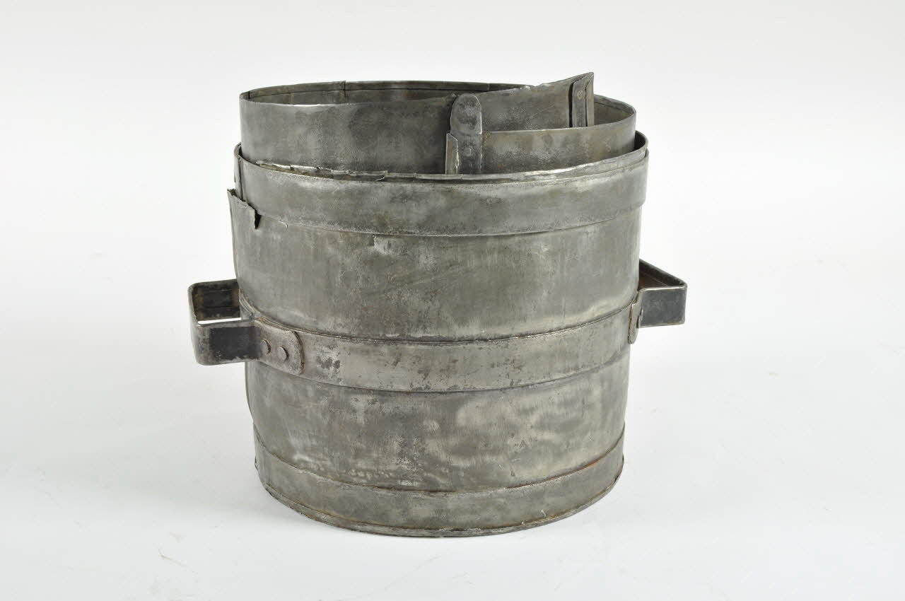 moule à fromage tressou 1965.51.60.1-2 Photo Mucem