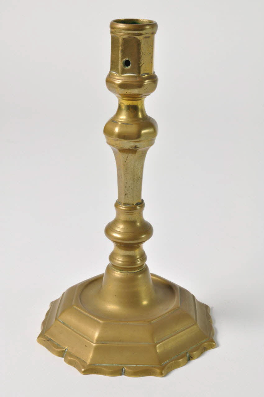 chandelier à bobêche fixe 1967.119.239 Photo Mucem