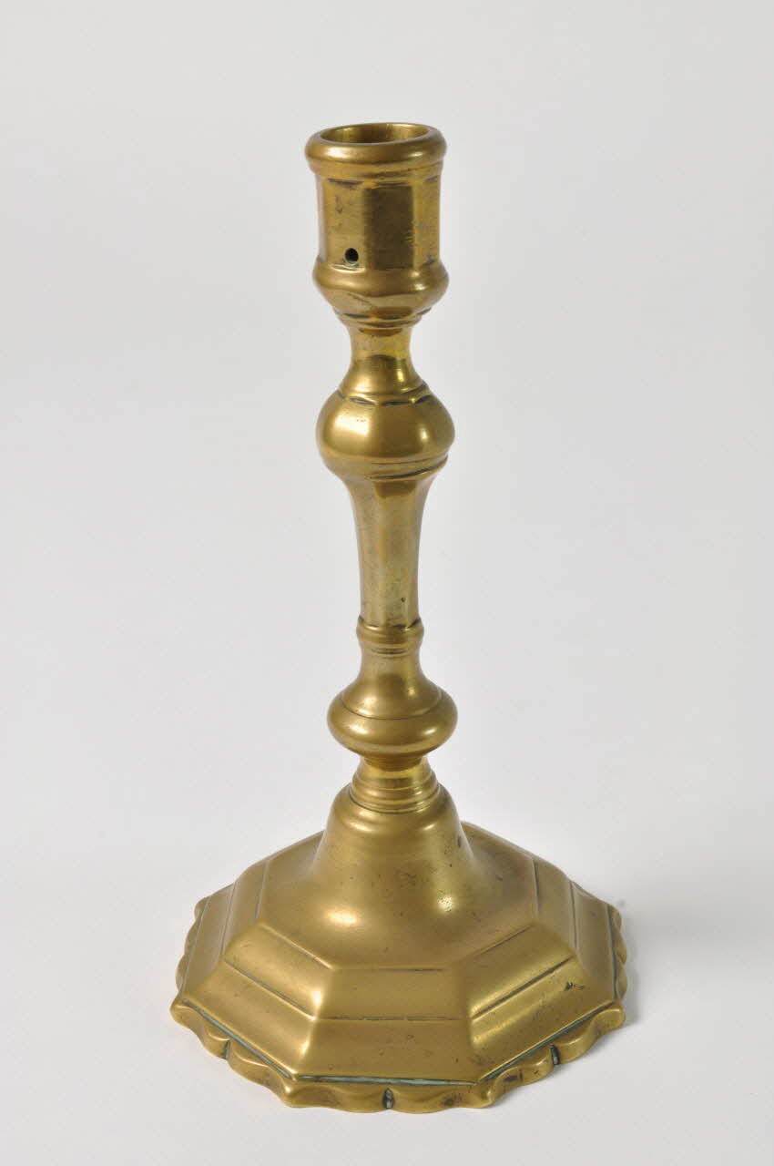 chandelier à bobêche fixe 1967.119.240 Photo Mucem