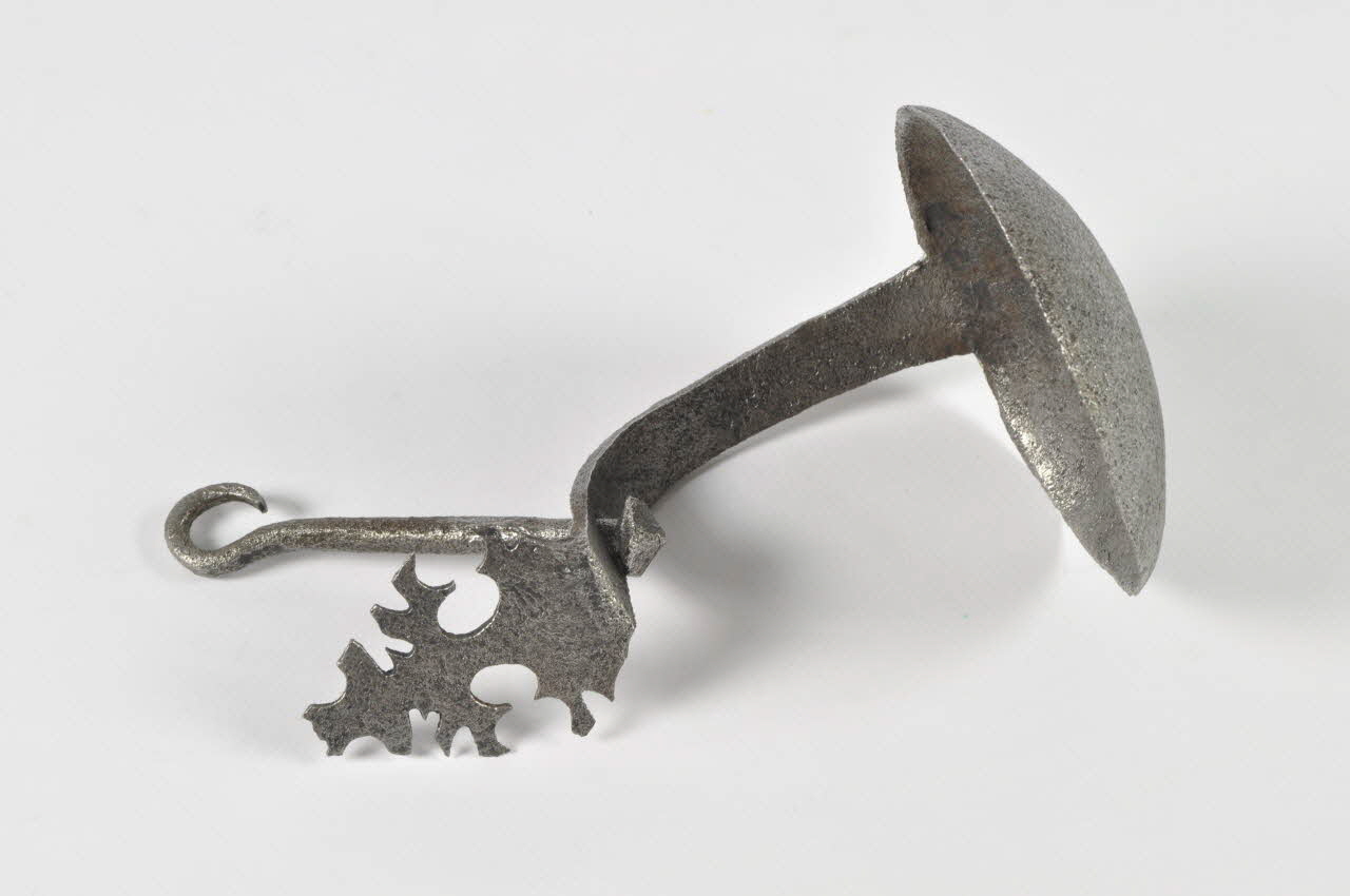 porte-lampe 1967.119.267.1-2 Photo Mucem