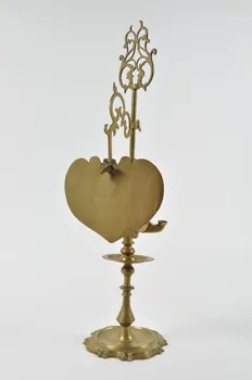 lampe florentine 1967.119.283.1  Photo Mucem