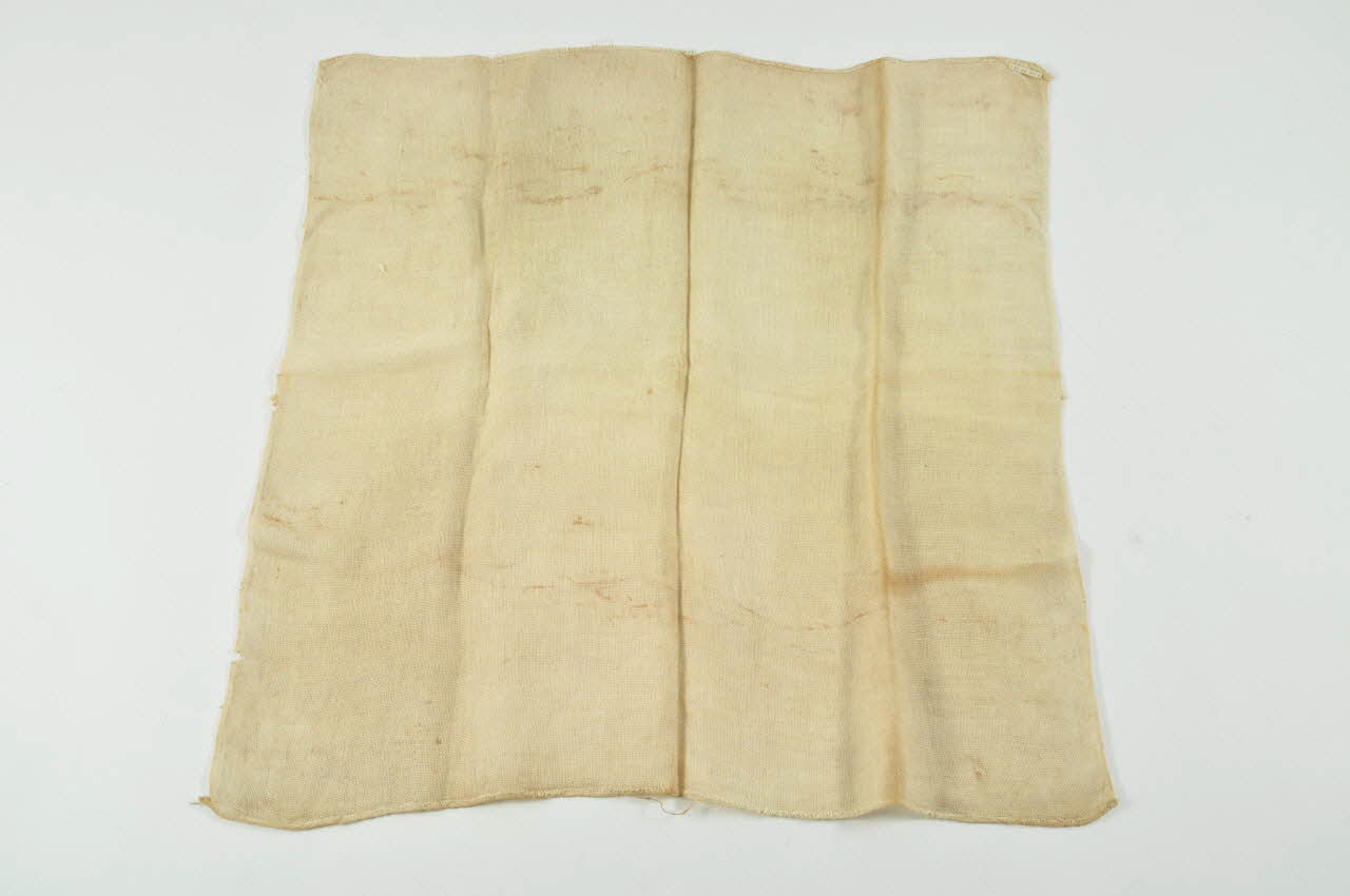 TOILE A FROMAGE Languedoc-Roussillon, France 1965 1966.66.201 Photo Mucem