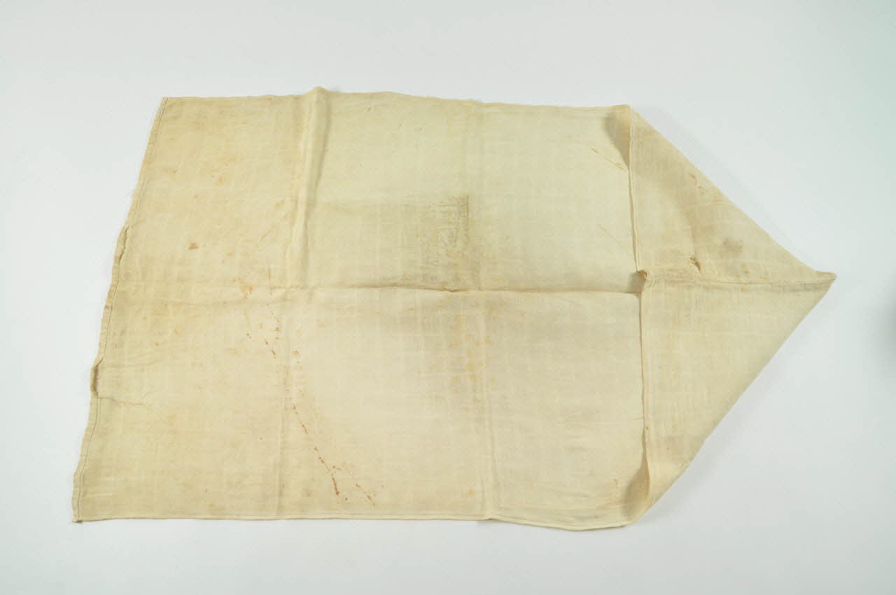 TOILE A FROMAGE 1966.66.204 Photo Mucem