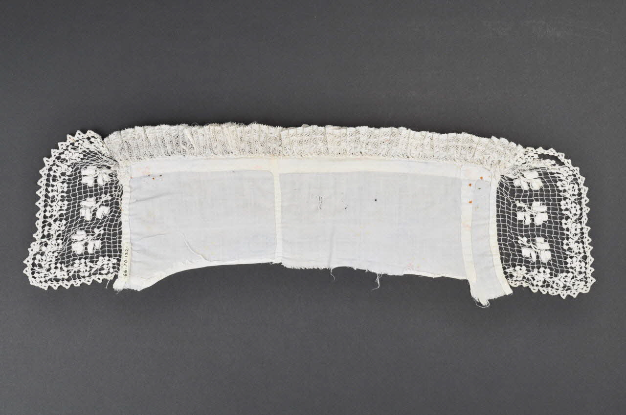 ELEMENT DE COIFFE 1966.70.132 Photo Mucem