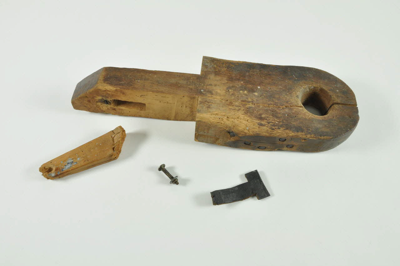 LUNETTE 1965.55.61.9.2.1-4 Photo Mucem