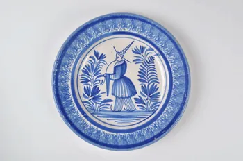 assiette plate 1967.122.8 Photo Mucem