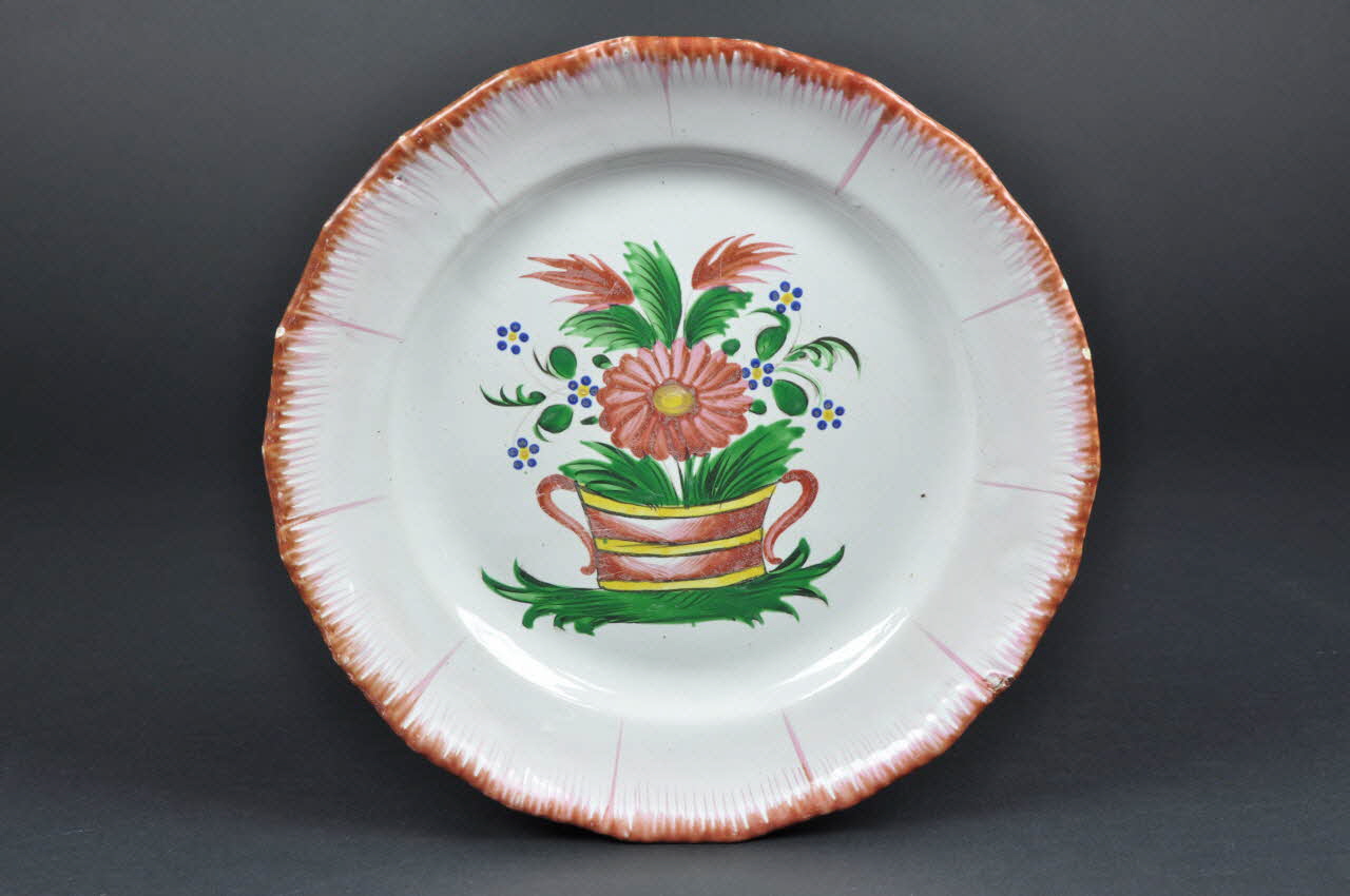 assiette plate Lorraine, France 1800-1825 1966.8.2 Photo Mucem