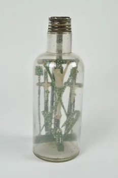 élément de bouteille-calvaire 1966.85.1 Photo Mucem